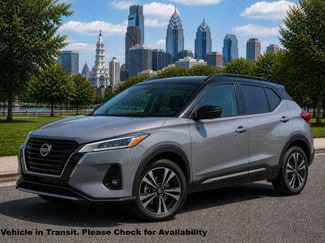 Used 2022 Nissan Kicks SR w/ Premium Package FWD video 1
