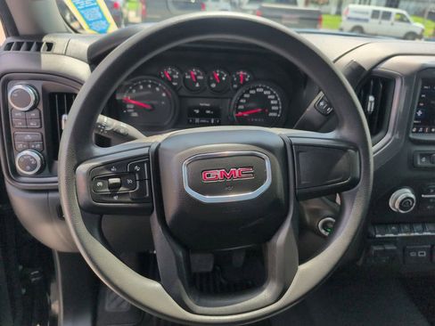 Used 2024 GMC Sierra 1500 Pro w/ Graphite Edition AWD/4WD image 7