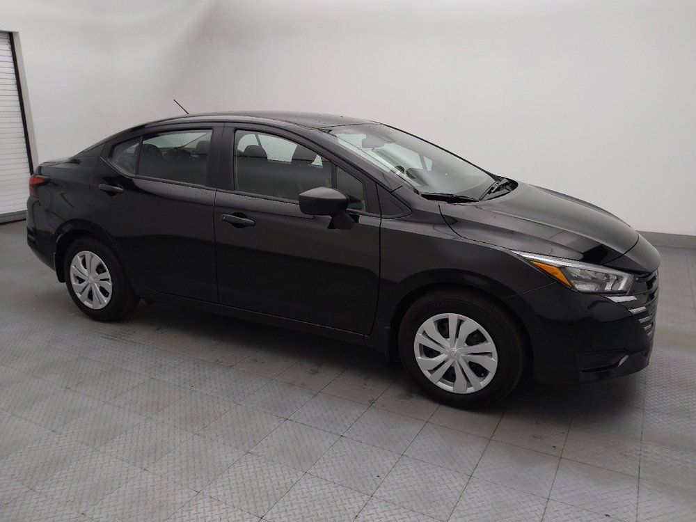 Used 2025 Nissan Versa S w/ Trunk Package FWD image 11