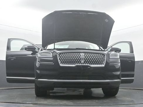 Used 2023 Lincoln Nautilus Reserve AWD/4WD image 60