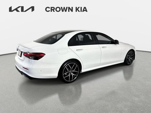 Used 2022 Mercedes-Benz E 350 Sedan image 6