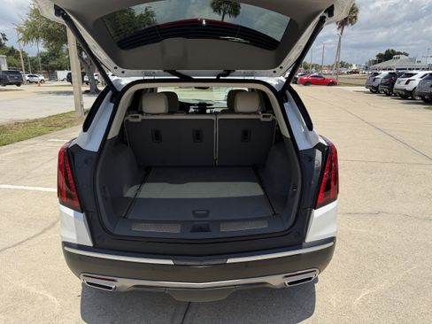 New 2026 Cadillac XT5 Premium Luxury FWD image 12