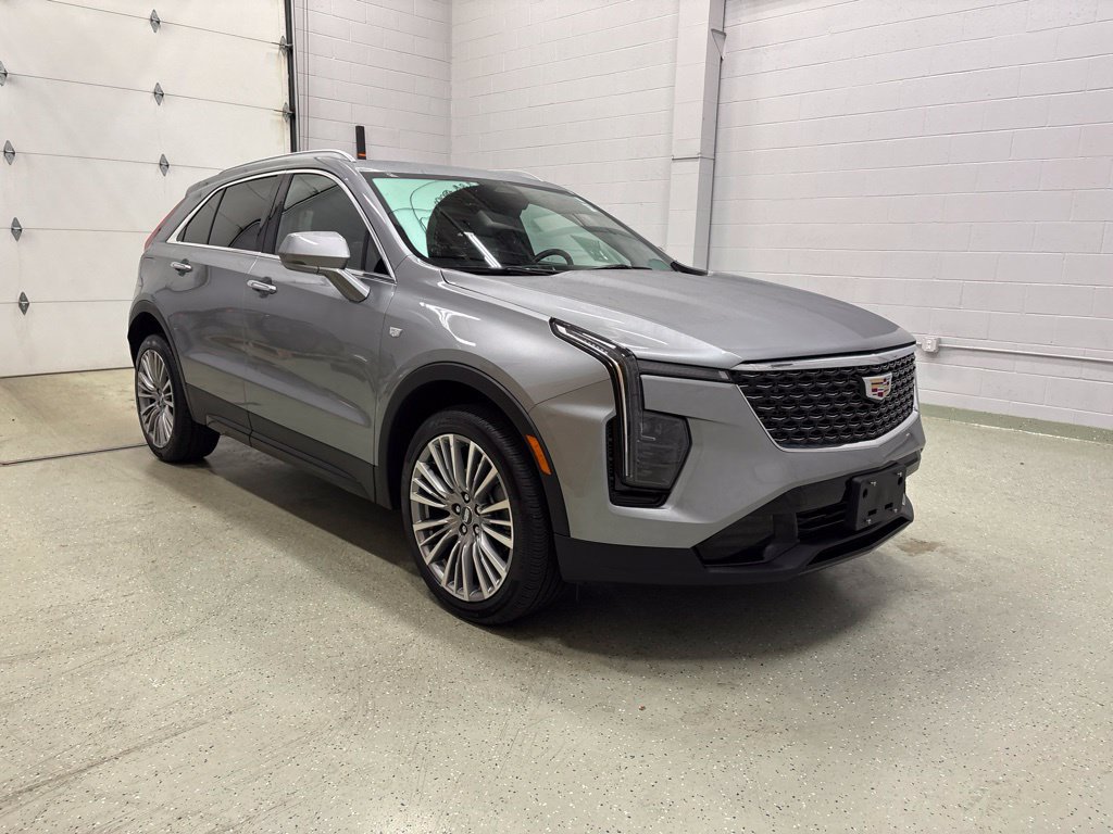 Certified 2024 Cadillac XT4 Premium Luxury w/ Technology Package AWD/4WD image 2
