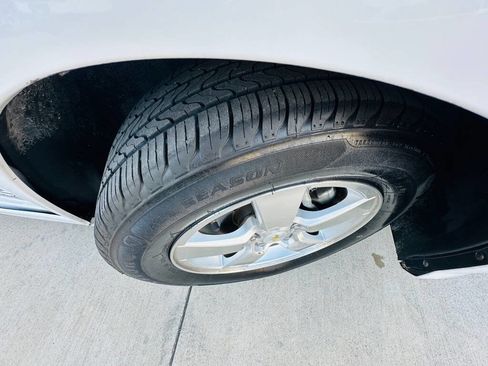 Used 2011 Chevrolet Cruze LT w/ RS Package image 30