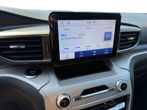 Used 2023 Ford Explorer XLT w/ Equipment Group 202A image 12