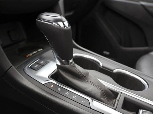 Used 2018 Chevrolet Equinox Premier AWD/4WD image 21