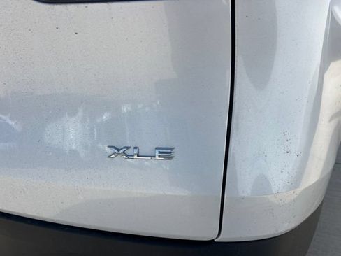 Used 2026 Toyota Grand Highlander AWD image 3
