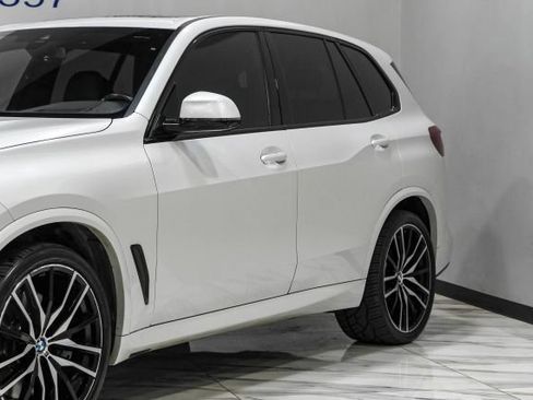 Used 2020 BMW X5 M50i w/ Premium Package AWD/4WD image 8