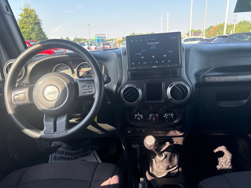 Used 2016 Jeep Wrangler Unlimited Sport AWD/4WD image 14