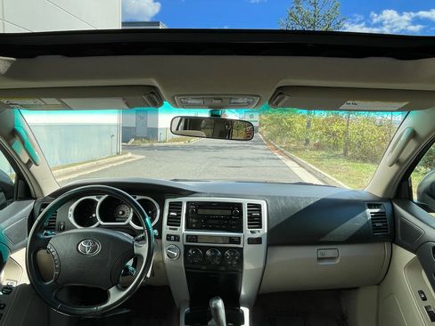 Used 2005 Toyota 4Runner SR5 image 20