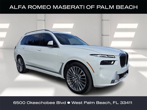 Used 2023 BMW X7 xDrive40i w/ Premium Package image 1