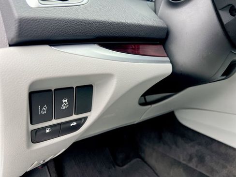 Used 2017 Acura TLX V6 w/ Technology Package image 16