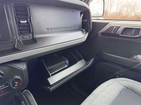 Used 2022 Ford Bronco Big Bend image 23