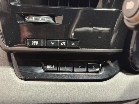 Used 2023 Lexus RX 350 AWD image 17