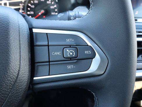 New 2026 Jeep Compass Latitude image 25