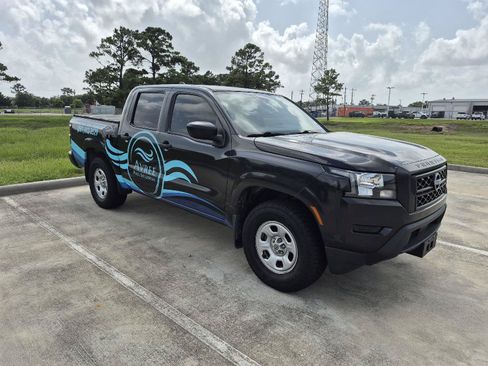 Used 2024 Nissan Frontier S w/ Technology Package RWD image 2