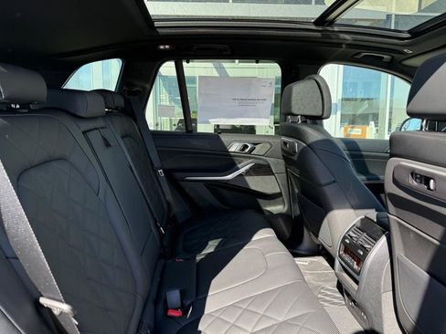 New 2026 BMW X5 xDrive40i w/ M Sport Package AWD/4WD image 5