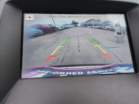 Used 2019 Ford Edge Titanium image 13