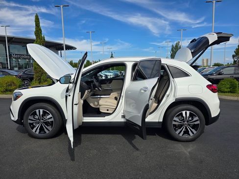 New 2026 Mercedes-Benz GLA 250 4MATIC image 12