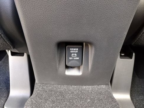 New 2026 Mitsubishi Eclipse Cross LE AWD/4WD image 23