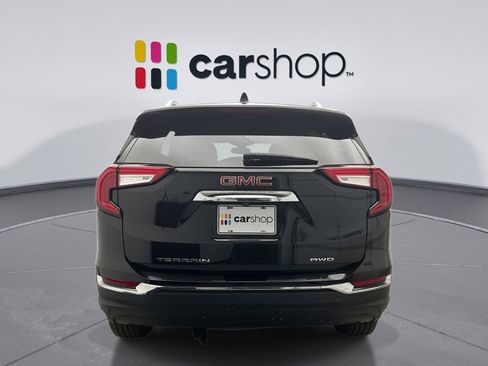 Used 2023 GMC Terrain SLT image 4