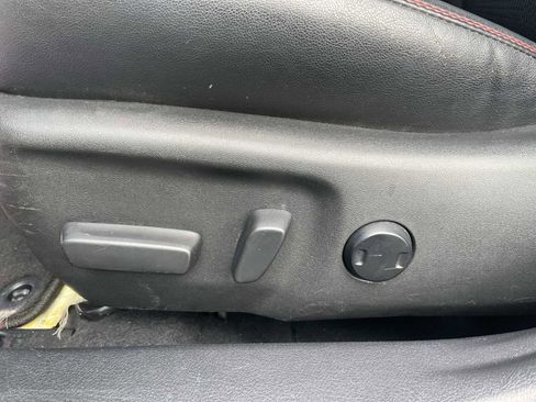 Used 2017 Toyota Camry SE image 14