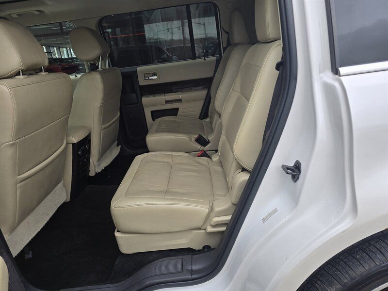 Used 2018 Ford Flex Limited w/ Equipment Group 303A AWD/4WD image 11