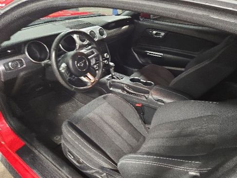 Used 2019 Ford Mustang GT w/ Black Accent Package RWD image 15