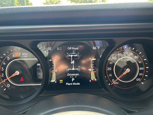 New 2025 Jeep Wrangler Sport S image 21