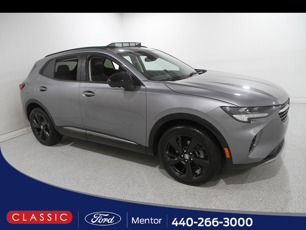 Used 2022 Buick Envision Essence w/ Technology Package I FWD image 1