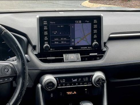 Used 2019 Toyota RAV4 XSE image 6