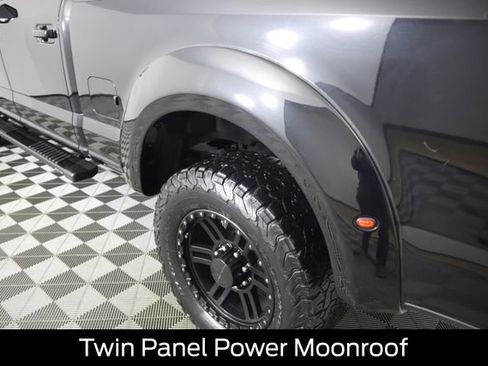 Used 2022 Ford F250 Lariat w/ Black Appearance Package image 38