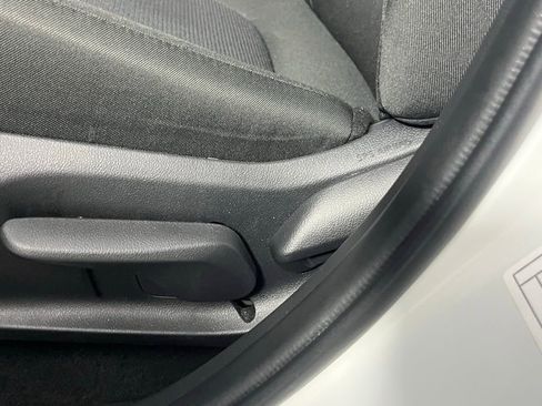 Used 2025 Toyota RAV4 LE image 25