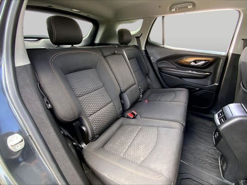 Used 2018 GMC Terrain SLE w/ Driver Convenience Package FWD image 19