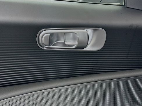 New 2025 Hyundai Ioniq 6 SE image 20