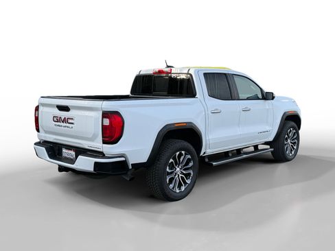 Used 2026 GMC Canyon Denali image 5