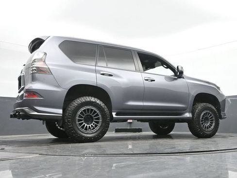 Used 2023 Lexus GX 460 Premium AWD/4WD image 39