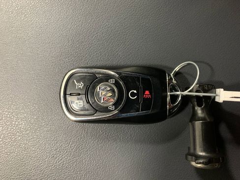 Used 2024 Buick Enclave Essence w/ Experience Buick Package image 14