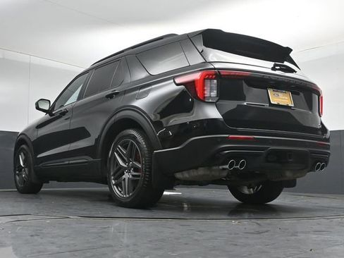 Certified 2025 Ford Explorer ST AWD/4WD image 43