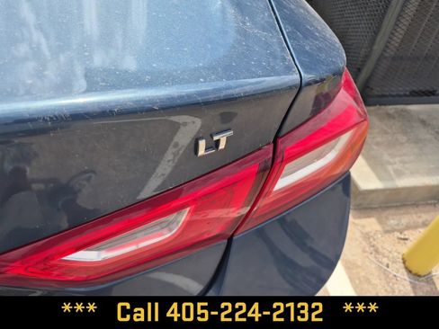 Used 2025 Chevrolet Malibu LT FWD image 15