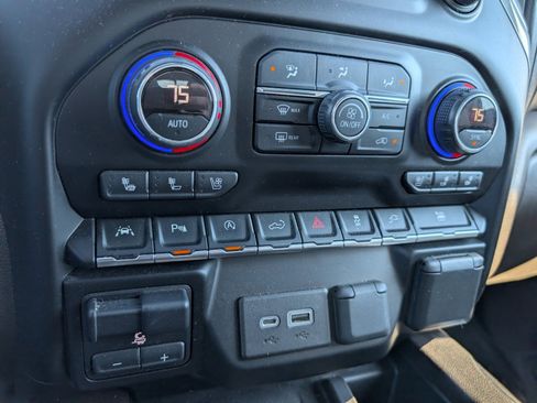 Used 2019 Chevrolet Silverado 1500 LTZ w/ LTZ Premium Package image 13