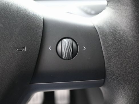 Used 2022 Tesla Model 3 Performance image 21