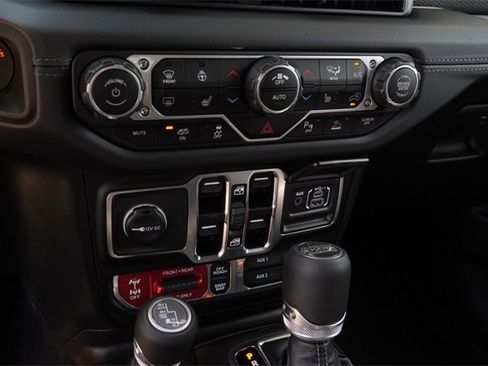 New 2025 Jeep Wrangler Unlimited Rubicon 392 image 22