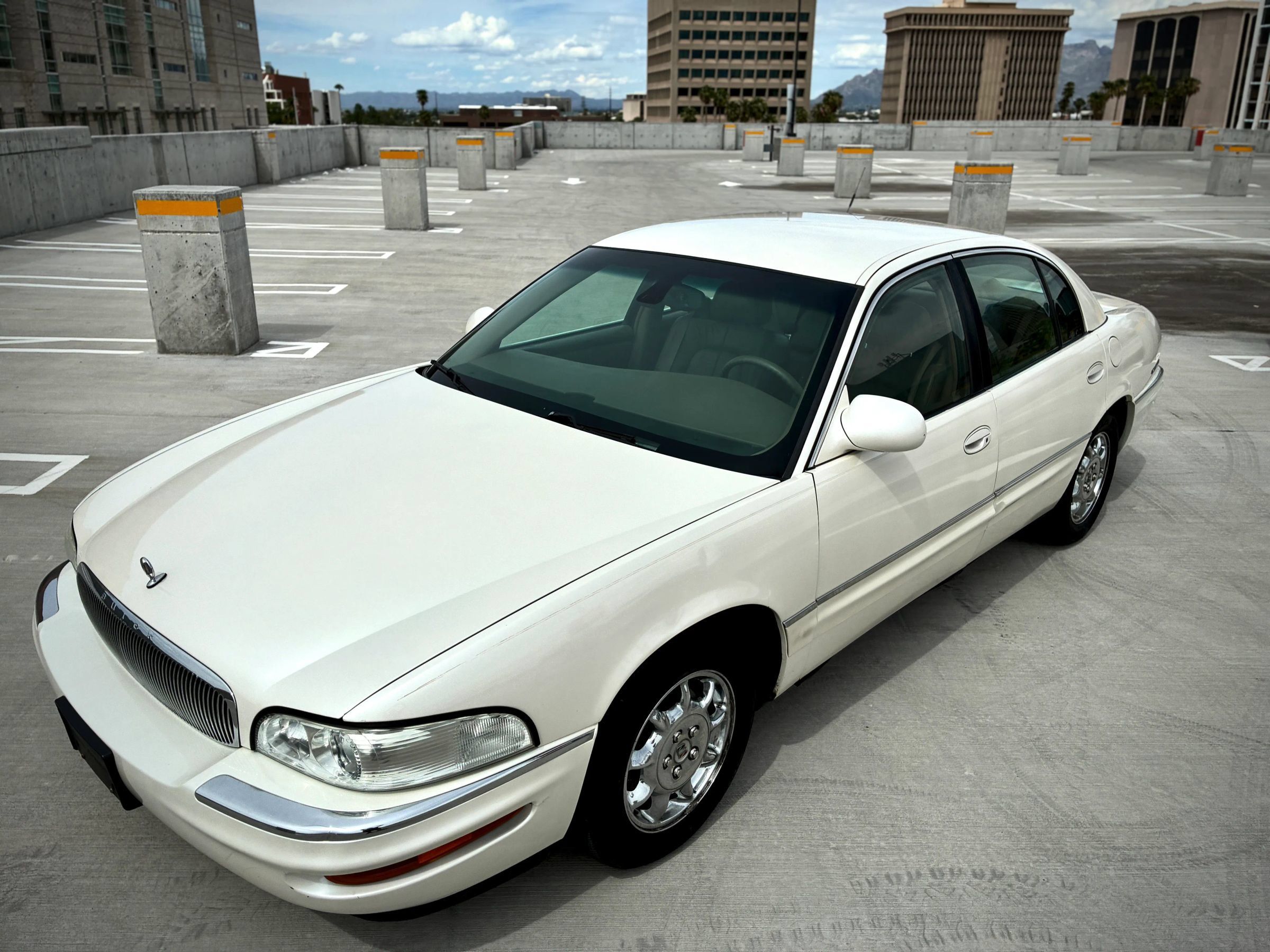 Used 2002 Buick Park Avenue w/ Prestige Pkg FWD image 4