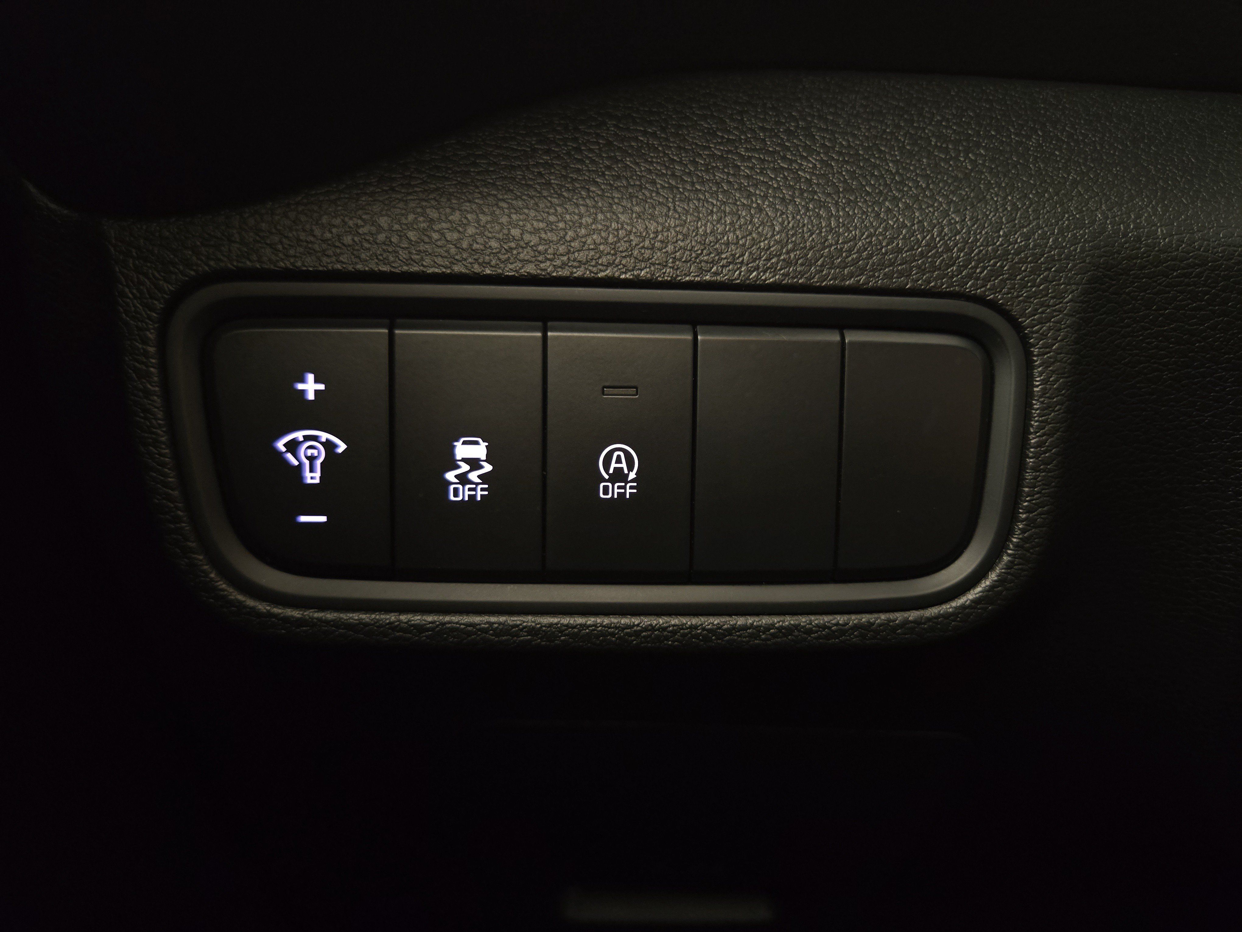 Used 2024 Kia Soul LX w/ Option Group 015 FWD image 25