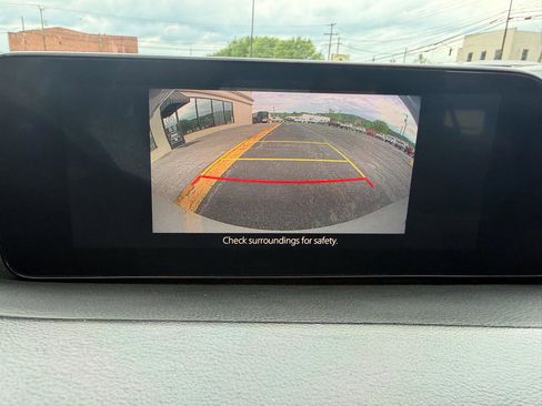 Used 2024 MAZDA MAZDA3 s FWD image 12