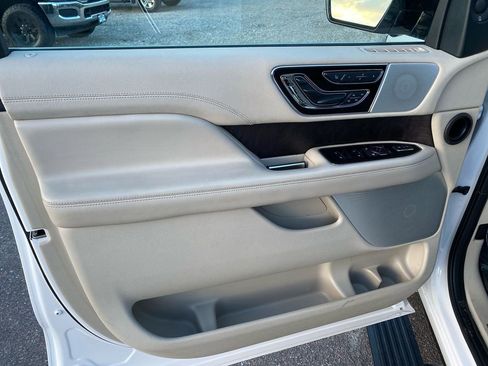 Used 2019 Lincoln Navigator L Reserve w/ Cargo Package image 22