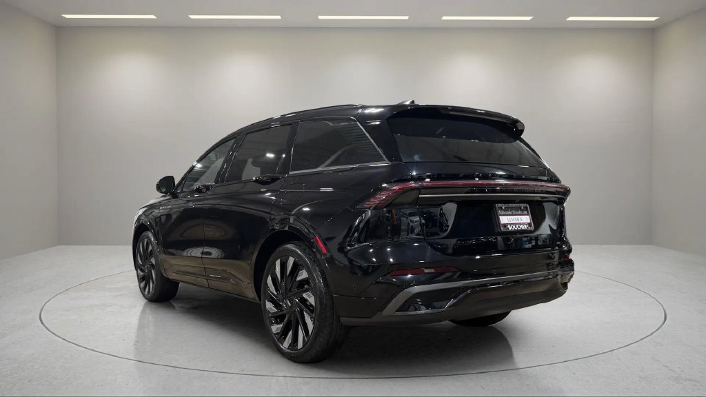 Certified 2024 Lincoln Nautilus Reserve w/ Jet Appearance Package (87T) AWD/4WD image 14