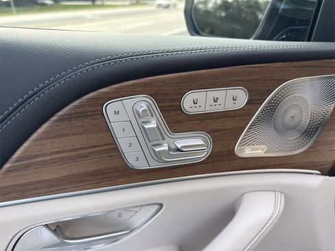 New 2026 Mercedes-Benz GLE 53 AMG Base image 11