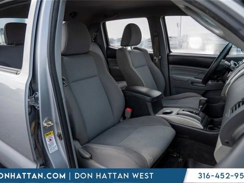 Used 2015 Toyota Tacoma 4x4 Double Cab image 24